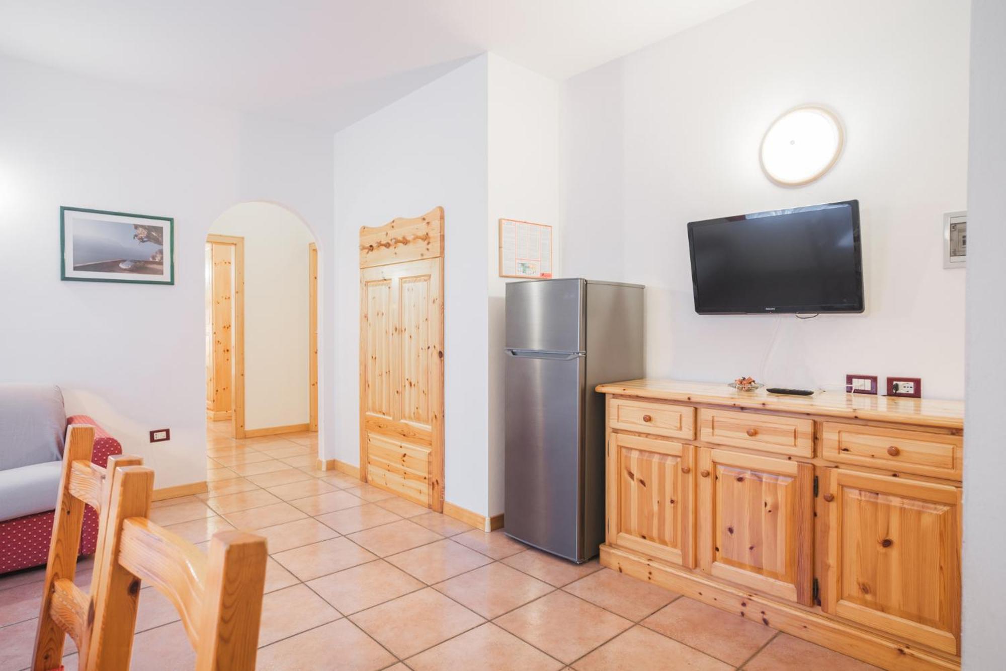 Residence Al Caminetto Molveno Εξωτερικό φωτογραφία