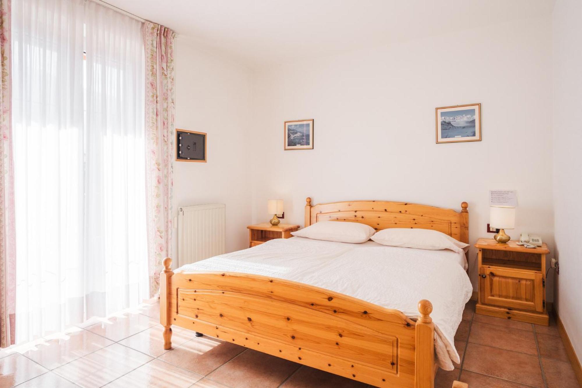 Residence Al Caminetto Molveno Εξωτερικό φωτογραφία