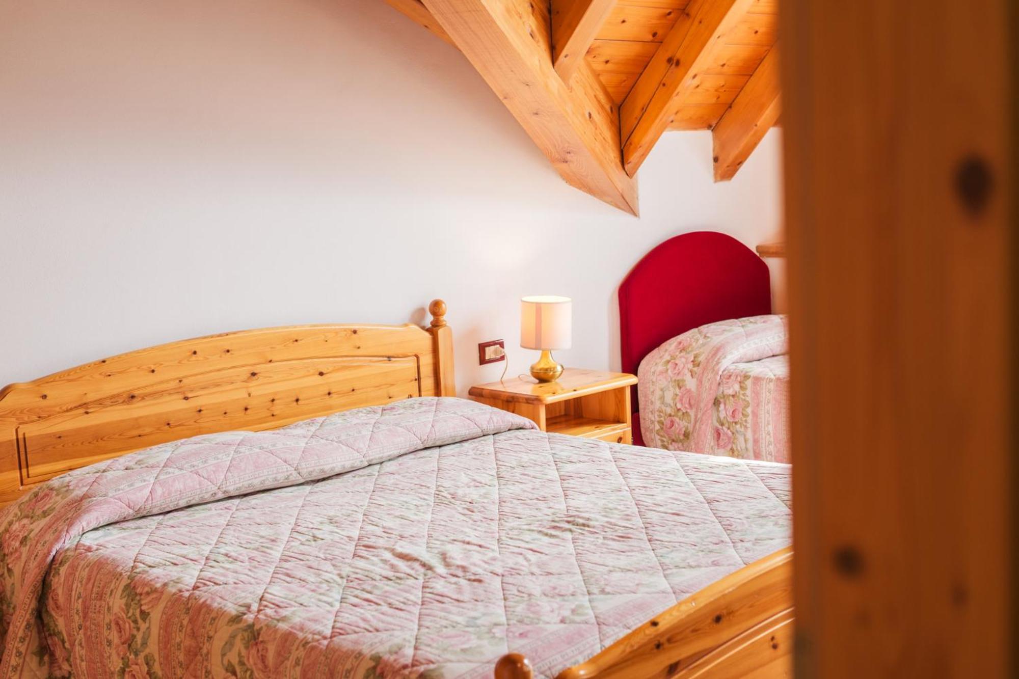 Residence Al Caminetto Molveno Εξωτερικό φωτογραφία
