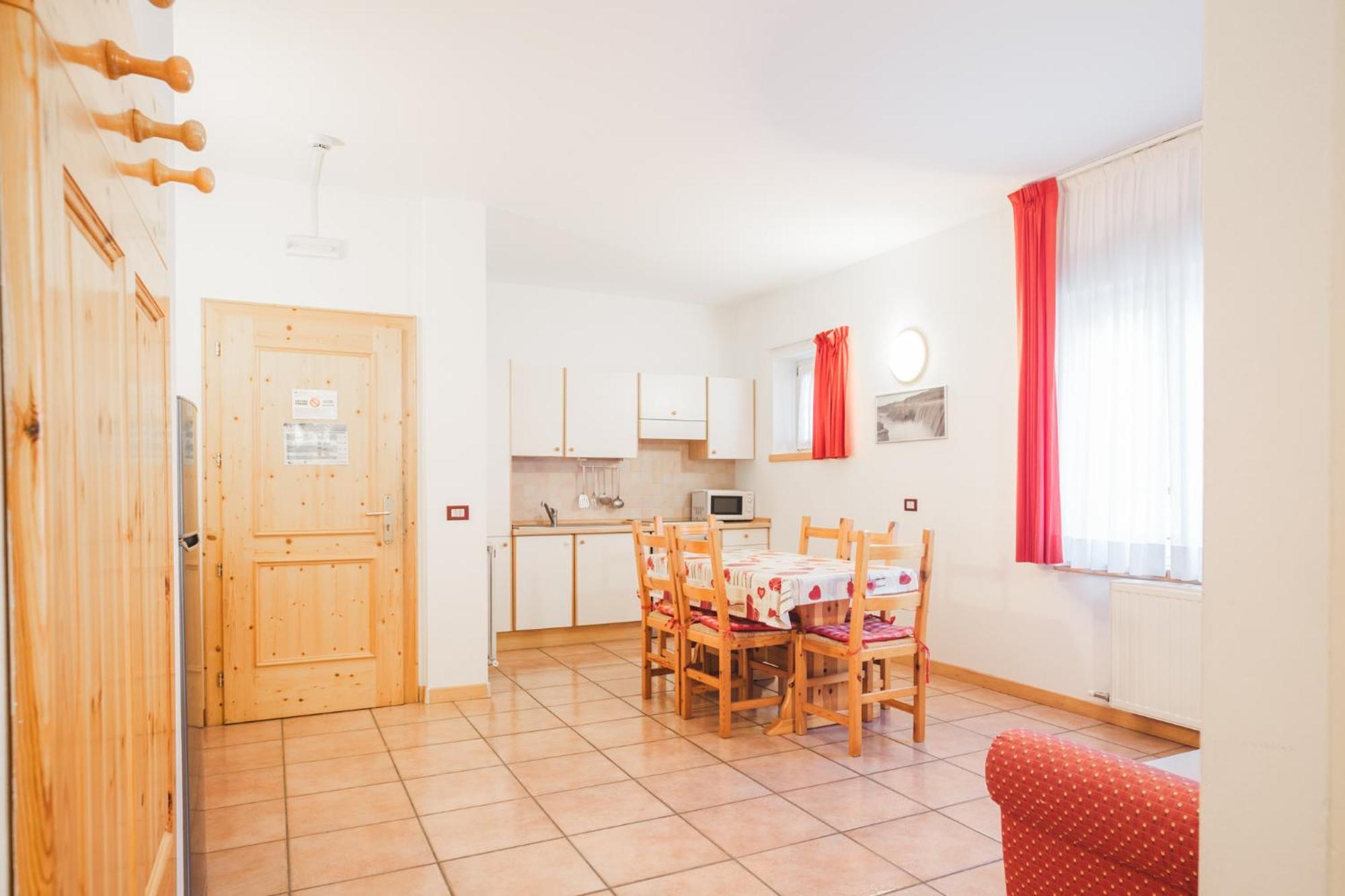 Residence Al Caminetto Molveno Εξωτερικό φωτογραφία
